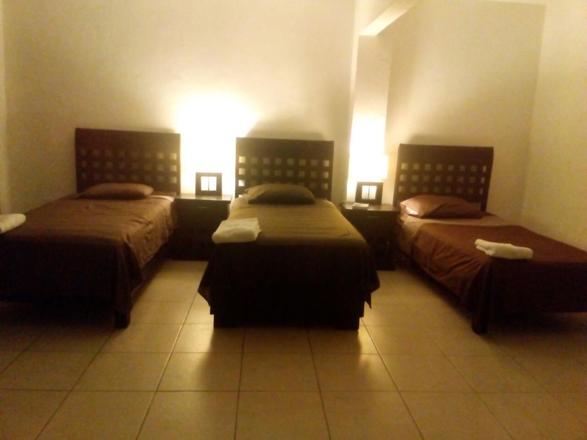 Posada San Cristobal Cuernavaca Bagian luar foto